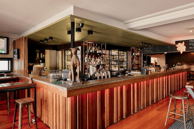 Best Sports Bars in Melbourne - Skinny Dog Hotel