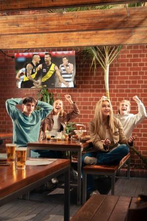 Best Sports Bars in Richmond - The Swan Hotel Richmond