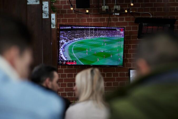 Best Sports Bars in Richmond - The Swan Hotel Richmond