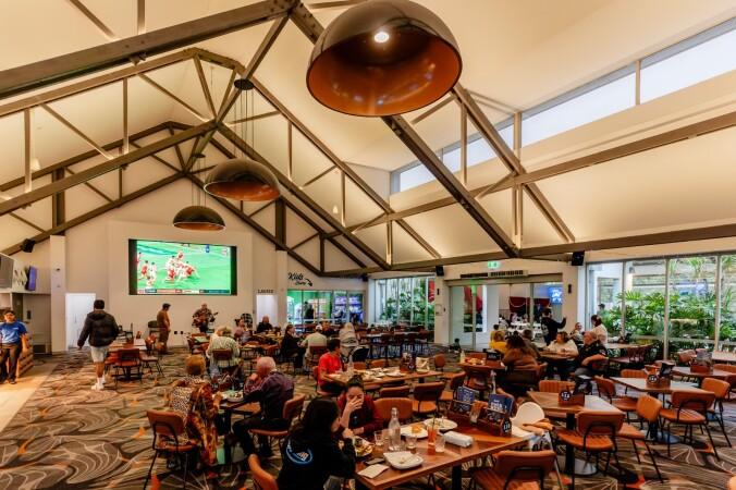 Best Sports Bars in Durack - Durack Tavern