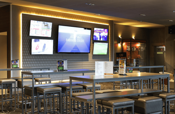 Best Sports Bars in Melbourne - Roxburgh Park Hotel