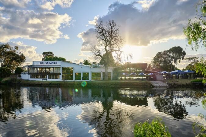 Best Sports Bars in Maribyrnong - Anglers Tavern
