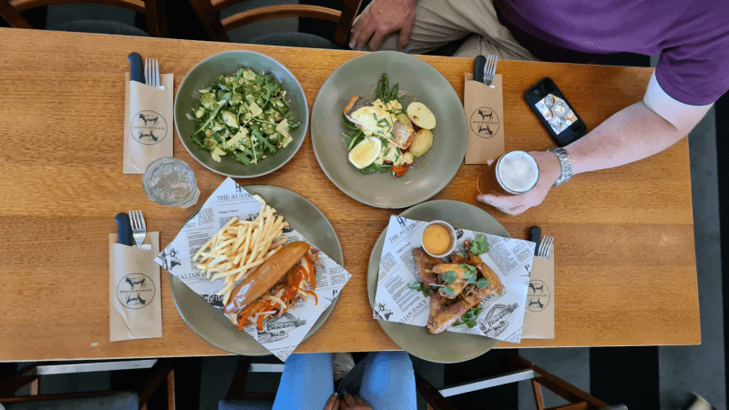 Best Sports Bars in Concord West - Hotel Concord