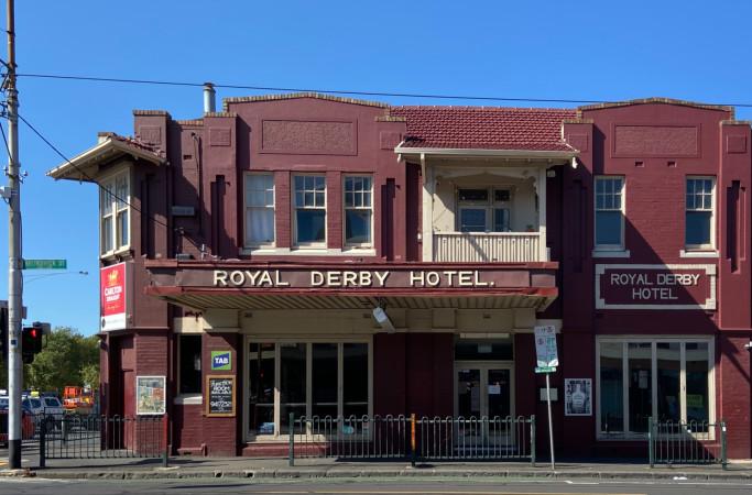 Best Sports Bars in Fitzroy - The Royal Derby Hotel