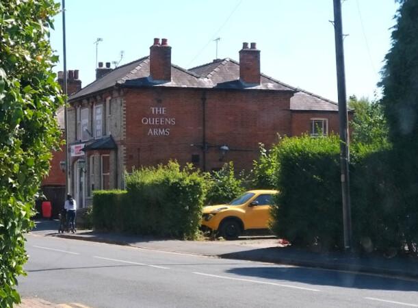 Best Sports Bars in Addlestone - Queen's Arms