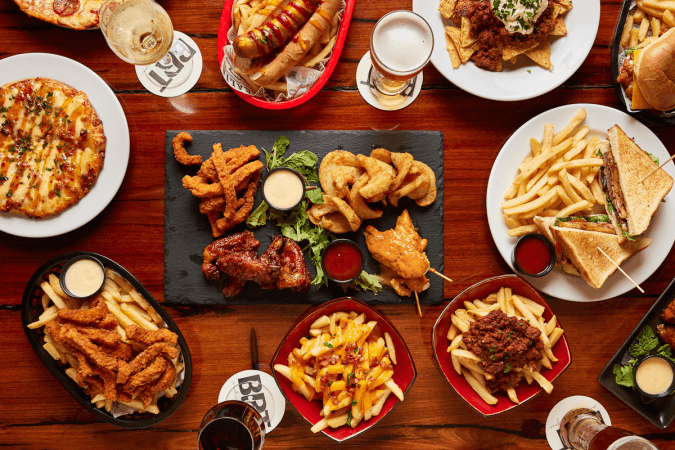 Best Sports Bars in Bracken Ridge - Champions Sports Bar at the Bracken Ridge Tavern