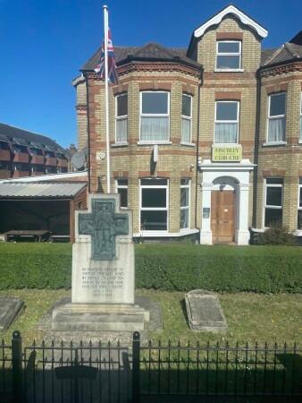 Best Sports Bars in London - Finchley United Services Club