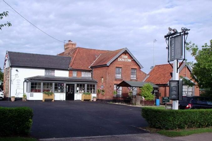 Best Sports Bars in Bardwell - Dun Cow