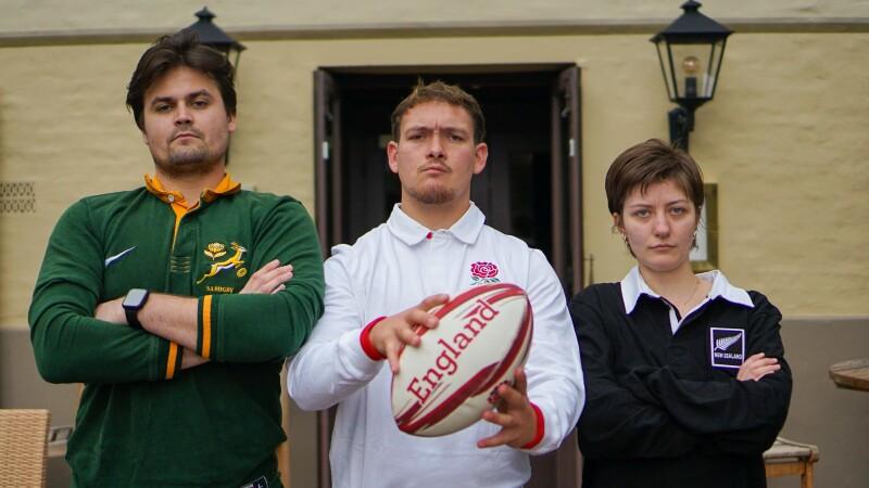 Best Sports Bars in London - Leather Bottle