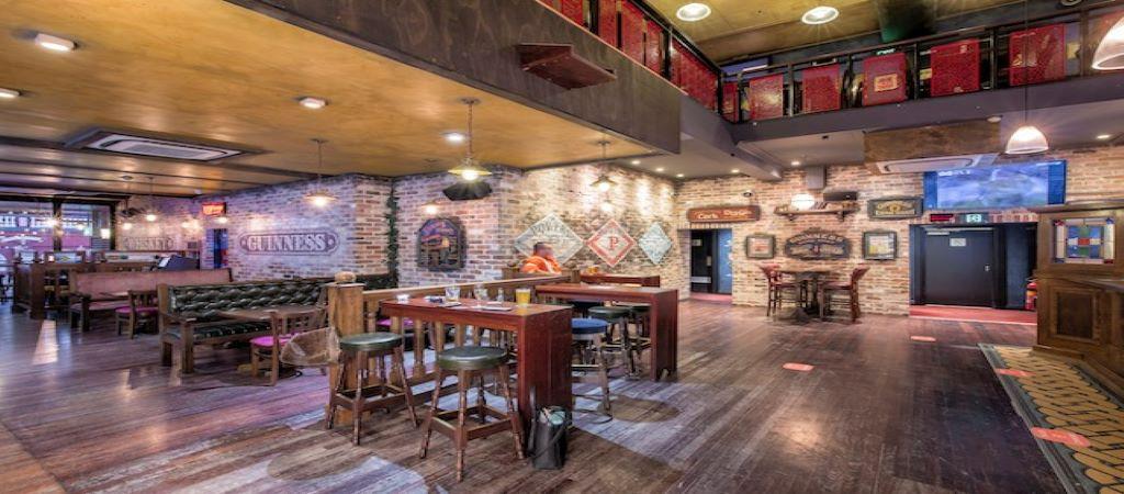 Best Sports Bars in Surry Hills - Molly Malone's Irish Tavern