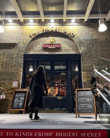 Best Sports Bars in London - The Parcel Yard