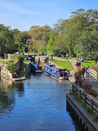 Best Sports Bars in Newbury - Lock Stock And Barrel