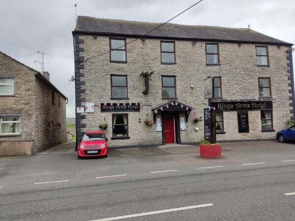 Best Sports Bars in Penrith - Kings Arms Hotel