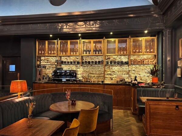 Best Sports Bars in London - Windmill, Clapham