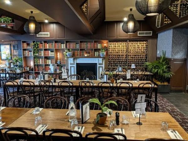 Best Sports Bars in BRADDON - Civic Pub