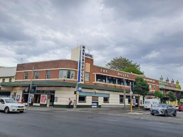 Best Sports Bars in NEWTOWN - Marlborough Hotel