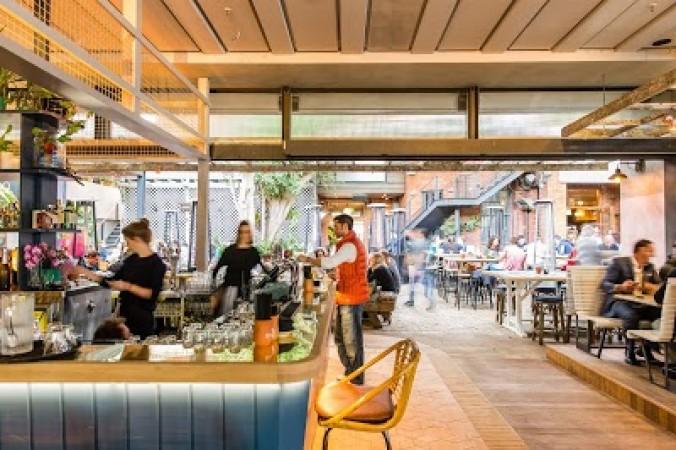 Best Sports Bars in Double Bay - Golden Sheaf Hotel