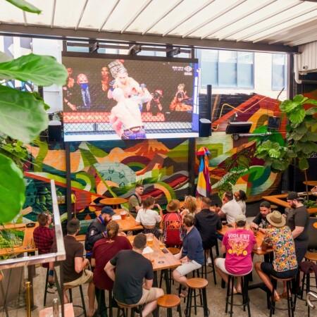 Best Sports Bars in Fortitude Valley - Osbourne Hotel