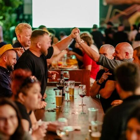 Best Sports Bars in Fortitude Valley - Osbourne Hotel