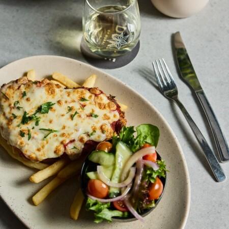 Best Sports Bars in Dural - Duke of Dural