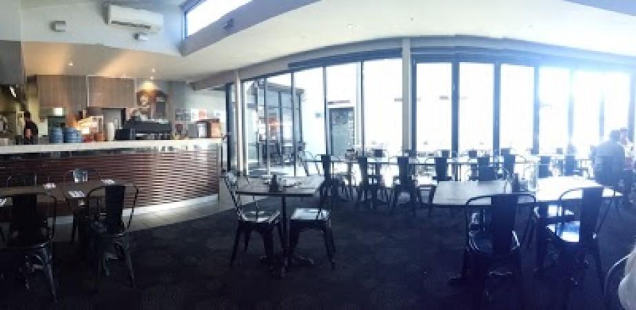 Best Sports Bars in MARYVILLE - Maryville Tavern