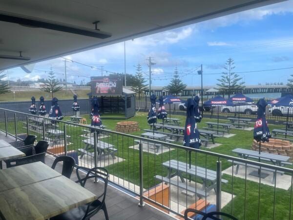 Best Sports Bars in WINDANG - Club Windang