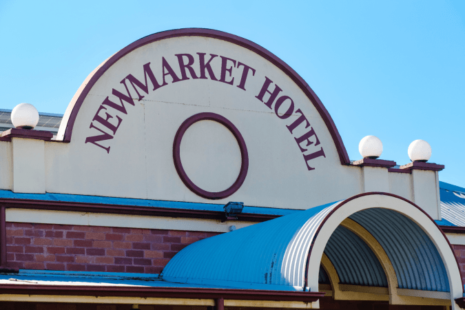 Best Sports Bars in East Albury - Newmarket Hotel Albury