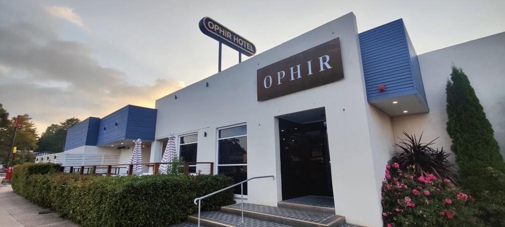 Best Sports Bars in Orange - Ophir Hotel