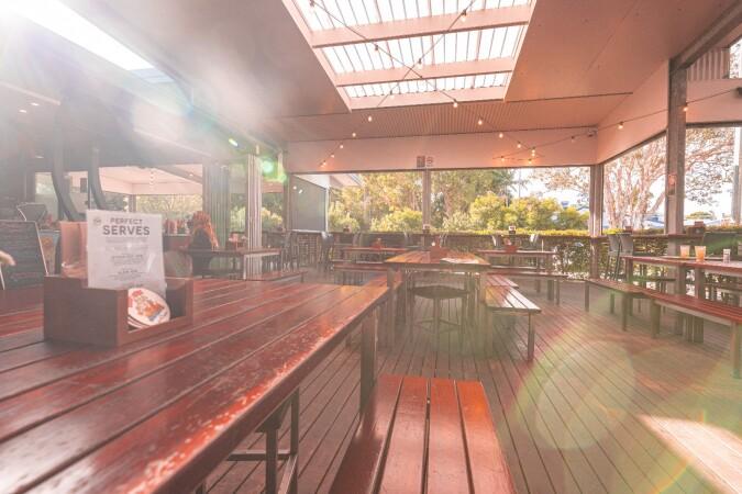 Best Sports Bars in Suffolk Park - The Park Hotel