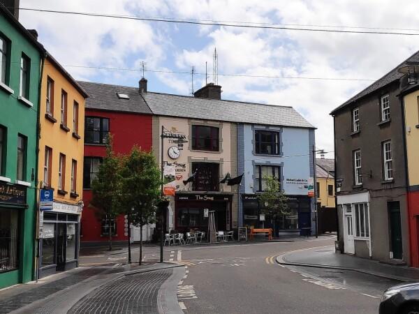 Best Sports Bars in Athlone - Fiddlers bar
