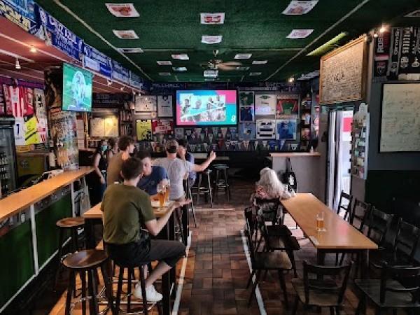 Best Sports Bars in München - Stadion an der Schleißheimerstraße