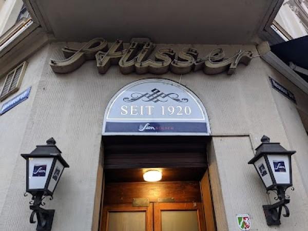 Beste Sportsbars in Köln - Brauhaus Stüsser