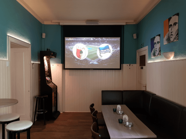Beste Sportsbars in Berlin - Blisse Treff
