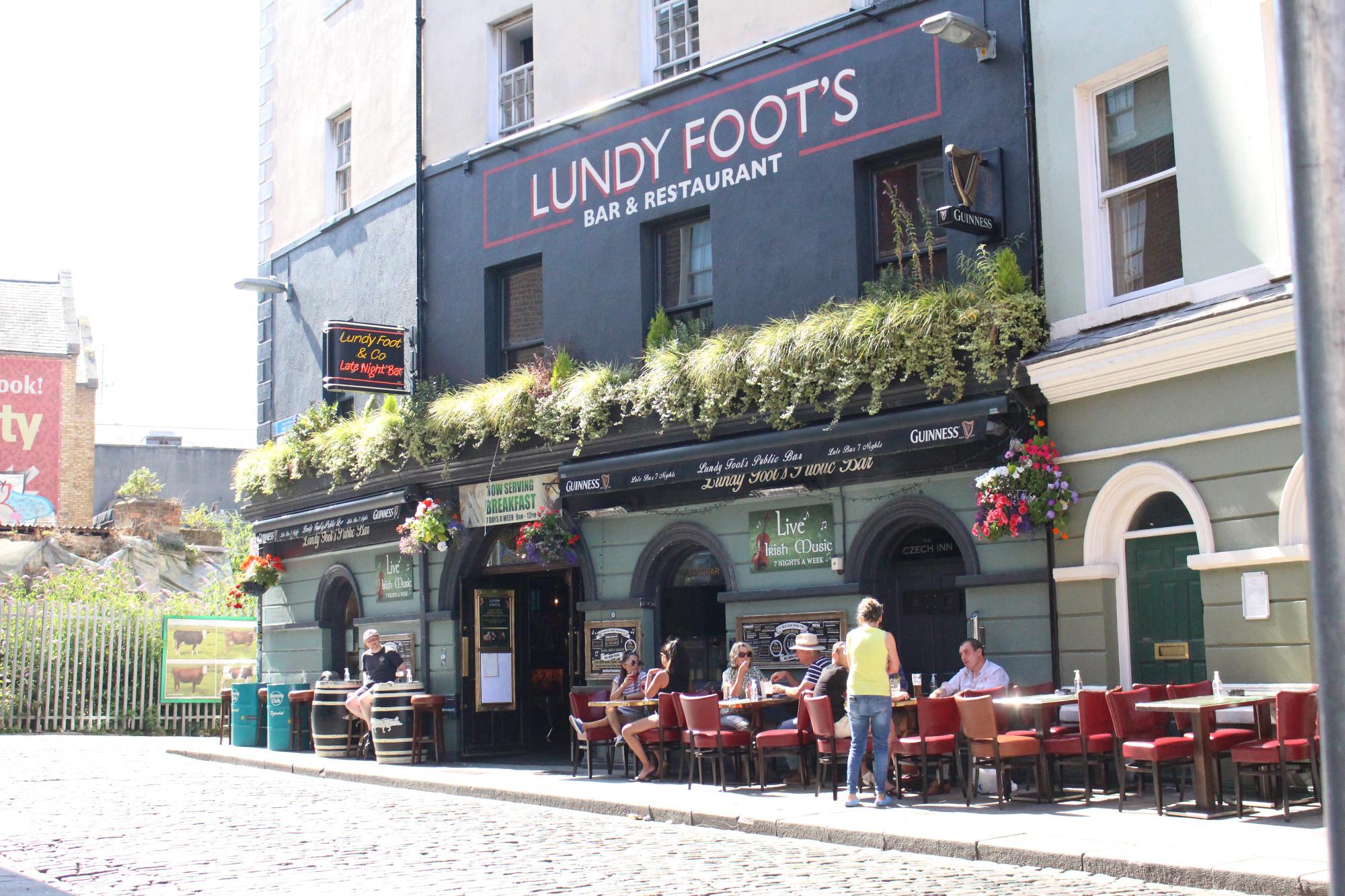 Best Sports Bars in Dublin 2 - Lundy Foot's