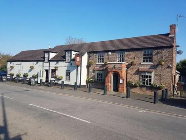 Best Sports Bars in Grimsby - Green Man Grimsby