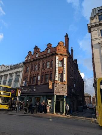 Best Sports Bars in Manchester - Crafty Pig Manchester