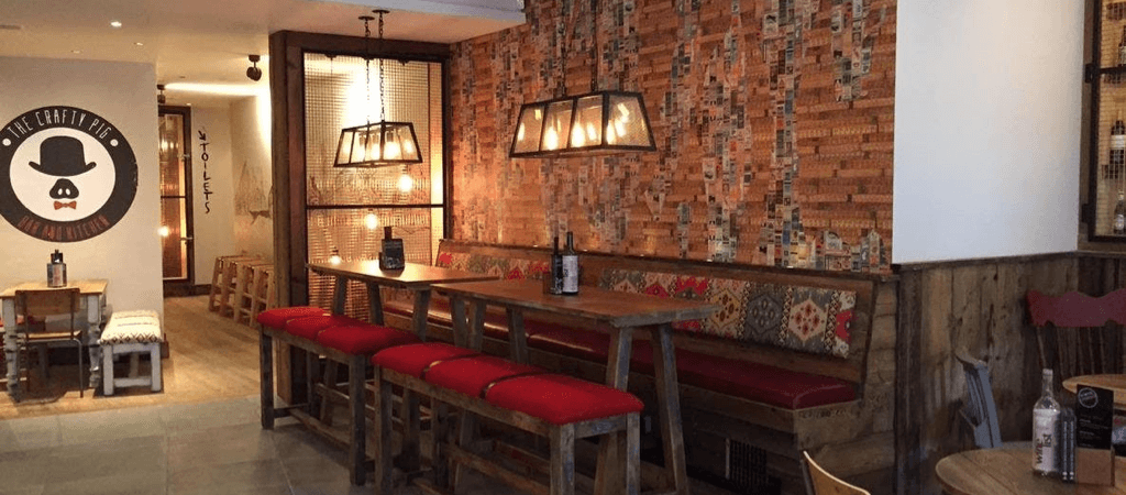 Best Sports Bars in Manchester - Crafty Pig Manchester