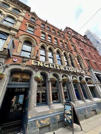 Best Sports Bars in Manchester - English Lounge Manchester