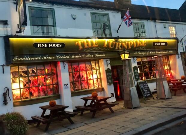 Best Sports Bars in Doncaster - Turnpike Bawtry