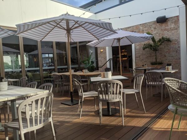 Best Sports Bars in Lutwyche - Crown Hotel