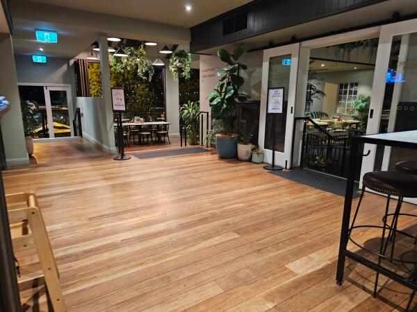 Best Sports Bars in Lutwyche - Crown Hotel