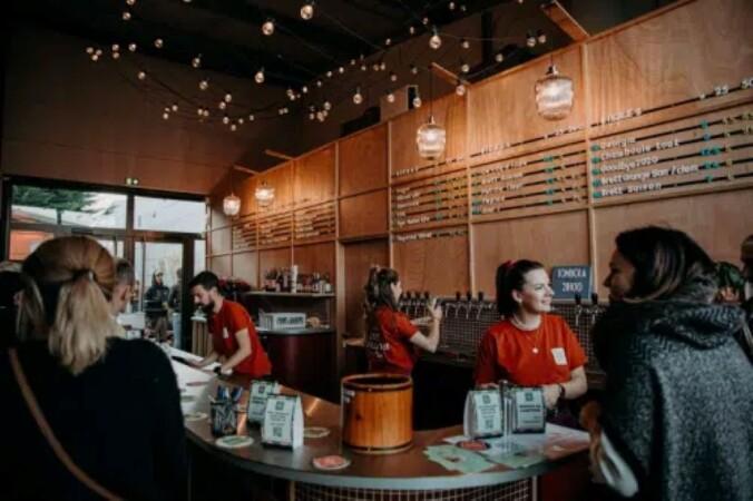 Les Meilleurs Bars à Mérignac - Brasserie Effet Papillon - Le bar