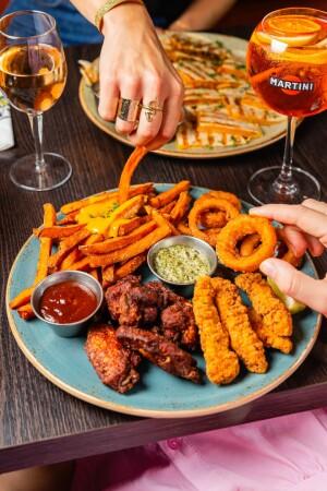 Les Meilleurs Bars à Paris - Indiana Café Richelieu Drouot