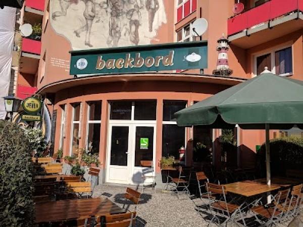 Beste Sportsbars in Berlin - Charlie´s Biergarten