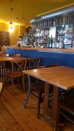 Beste Sportsbars in Berlin - Blue Label