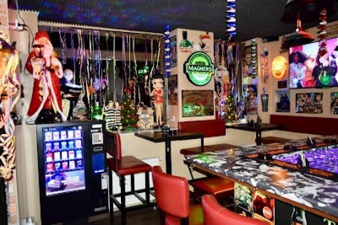 Beste Sportsbars in Berlin - Denk - Mal - Lounge Pub