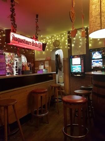 Beste Sportsbars in München - Kurfürstenstüberl