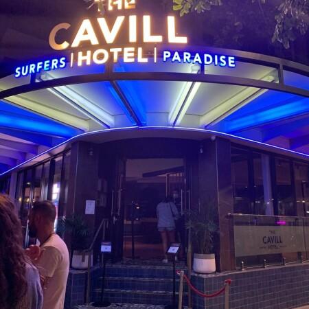 Best Sports Bars in Surfers Paradise - The Cavill Hotel