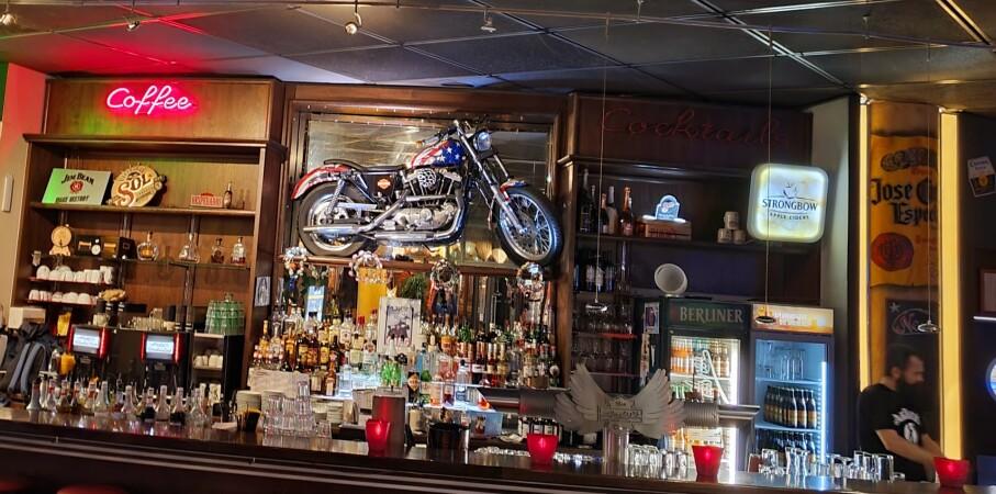 Beste Sportsbars in Berlin - Andy's Diner & Bar