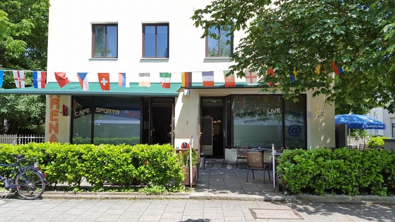 Beste Sportsbars in München - Arena Bar & Grill